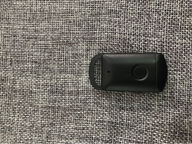 ⭐ Dispositivo Antipérdida para Niños, Ancianos y Mascotas | Localizador Bluetooth 25 m | Ligero, Portátil y con Clip Colgante | ABS Resistente – Negro/Rosa/Verde/Blanco